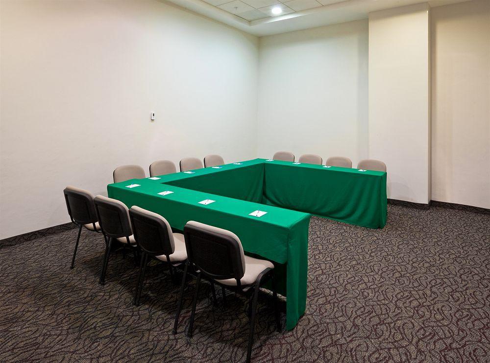 Holiday Inn Express Guadalajara Iteso By Ihg Zapopan Facilități foto