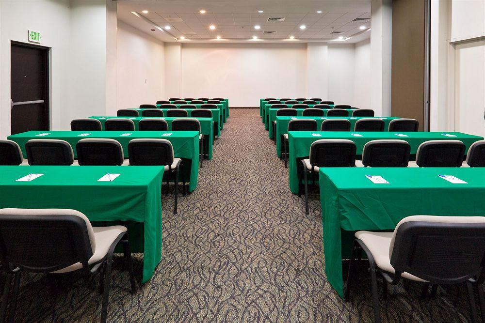 Holiday Inn Express Guadalajara Iteso By Ihg Zapopan Facilități foto